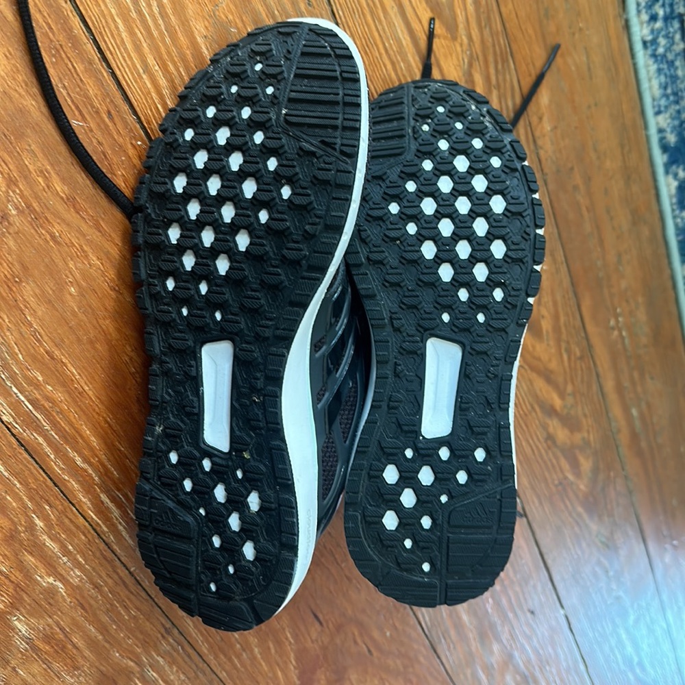 Adidas black cloud form running sneakers with mint green - Picture 3 of 5